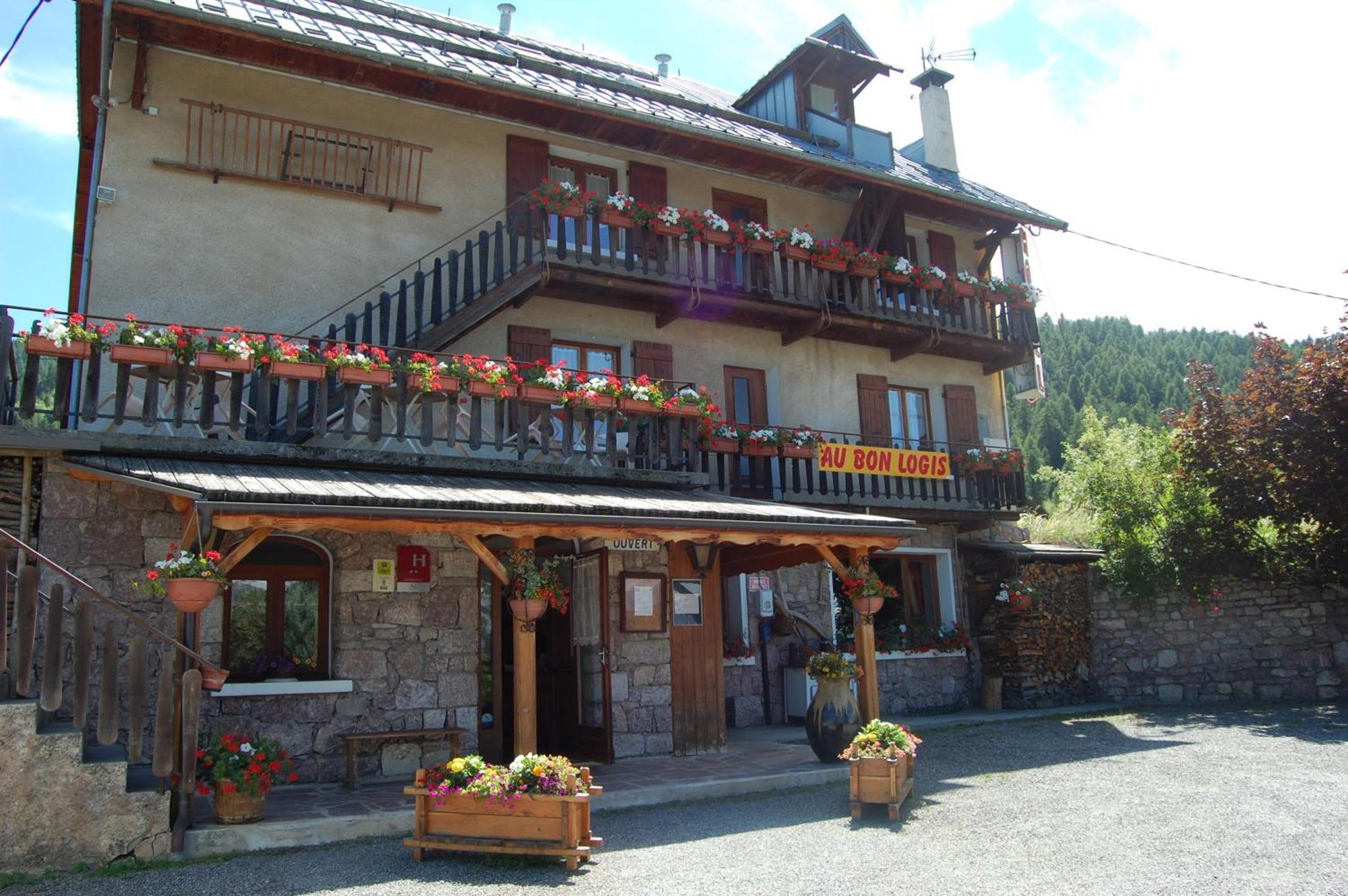 Au Bon Logis Hotel ริซูล ภายนอก รูปภาพ